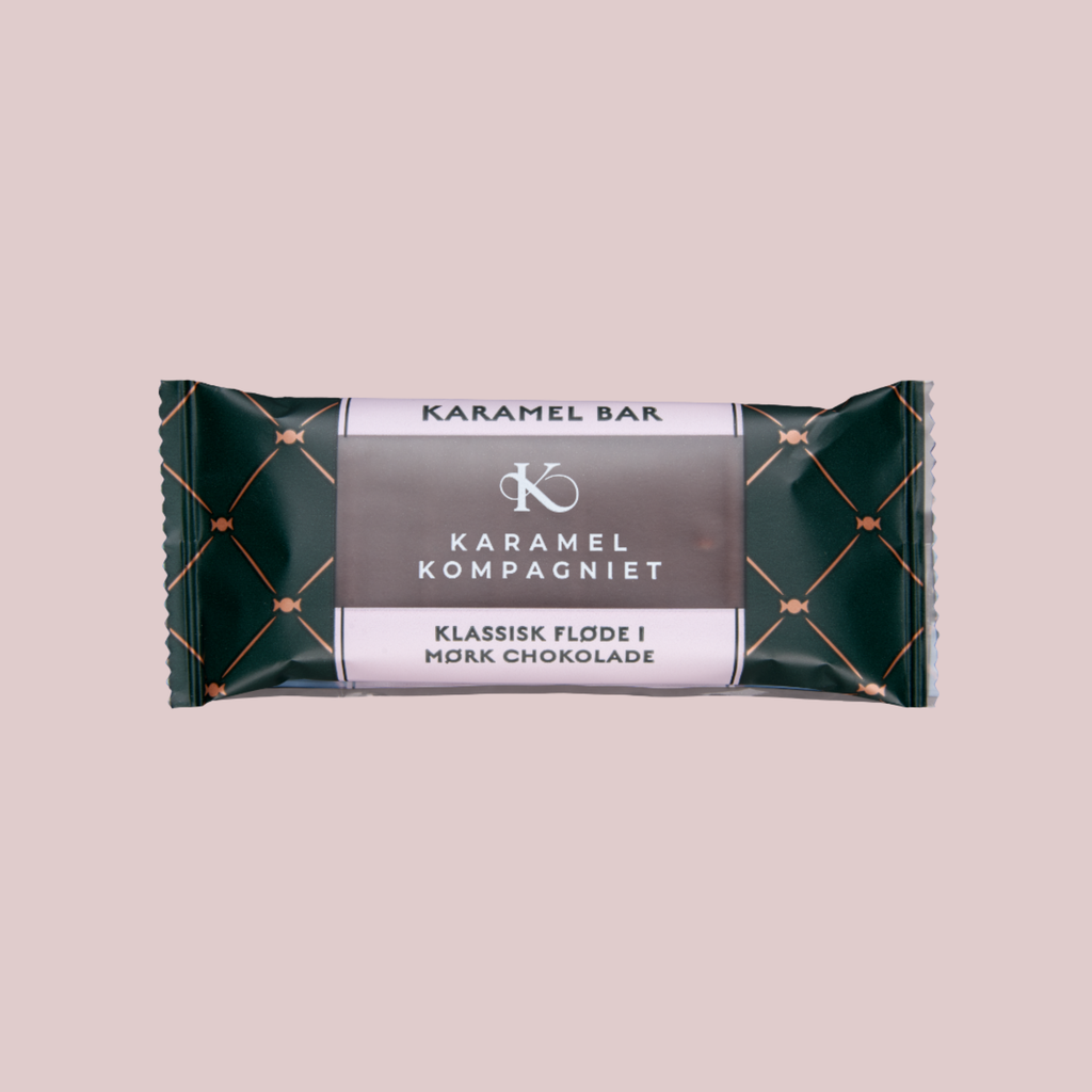 Karamel Kompagniet flødekaramelbar 50 g – håndlavet karamel overtrukket med mørk chokolade fra Bornholm