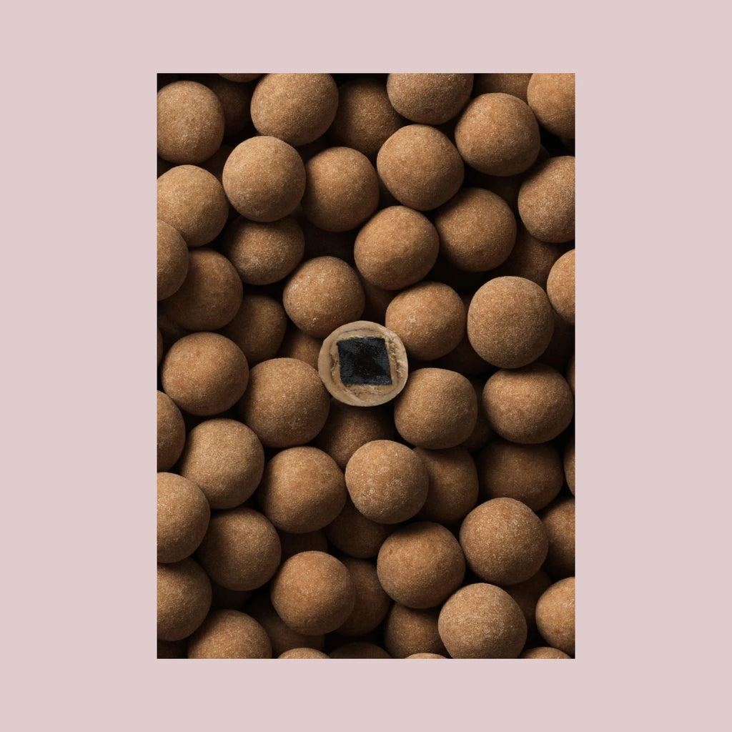 D – Salt & Caramel 115 g | Lakrids by Bülow
