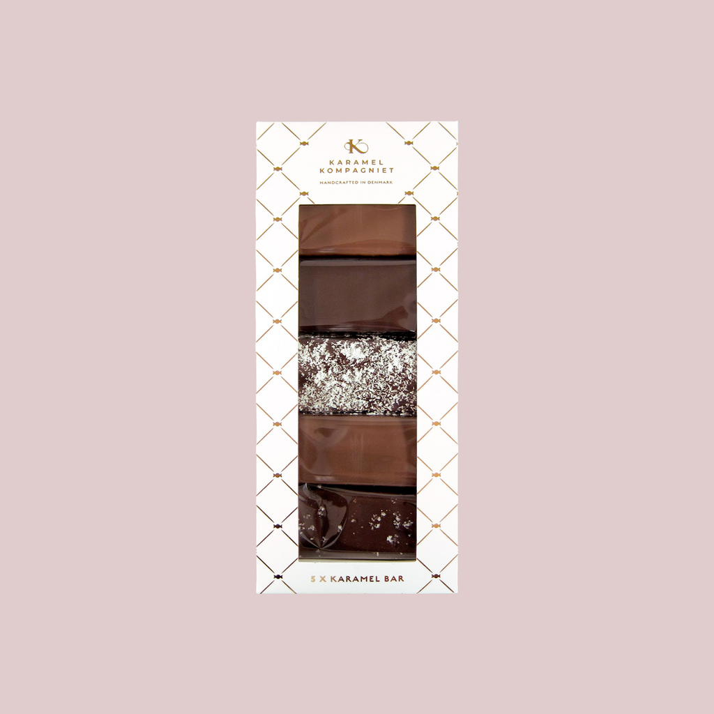 Karamel Kompagniet gaveæske med 5 chokoladeovertrukne karamelbarer 250 g – håndlavet på Bornholm