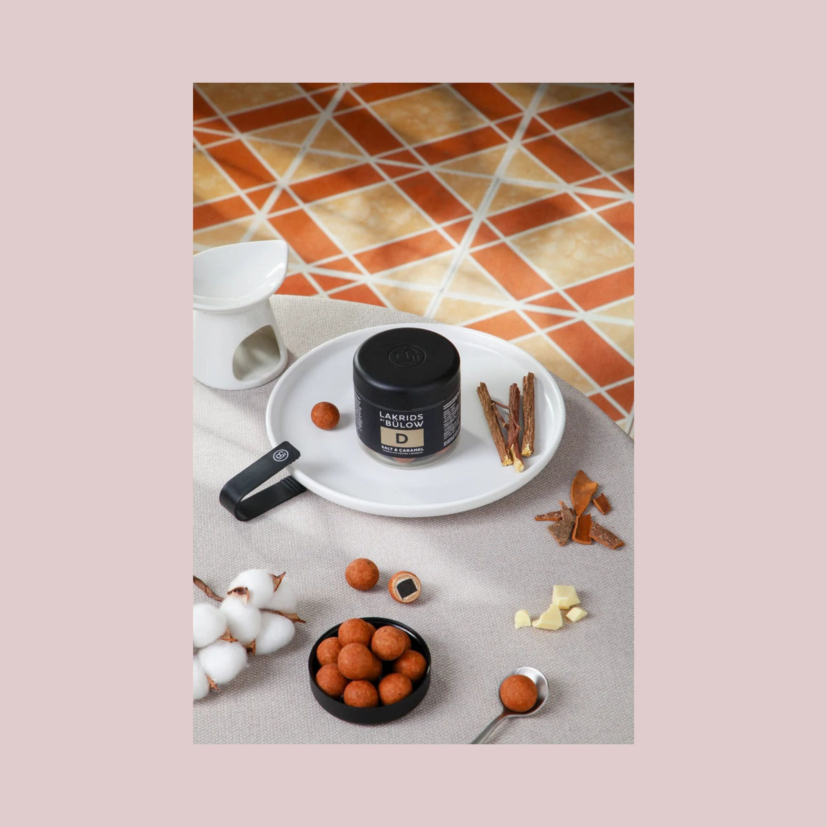 D – Salt & Caramel 115 g | Lakrids by Bülow
