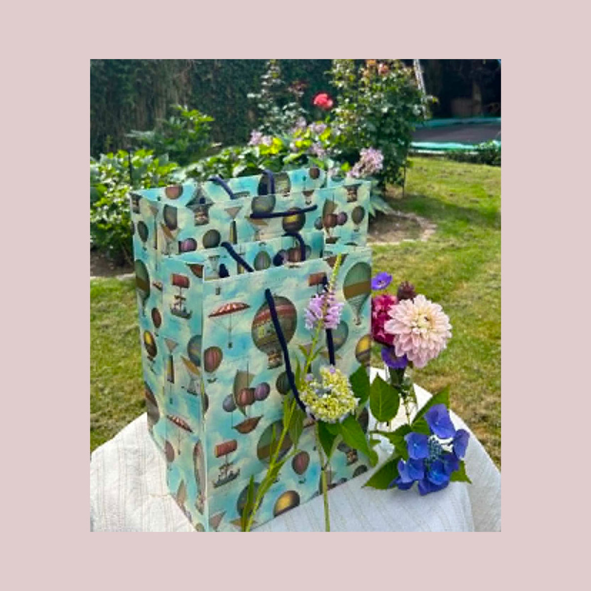 Italiensk luksusgavepose – luftballoner 30×36×12 cm | Kartos
