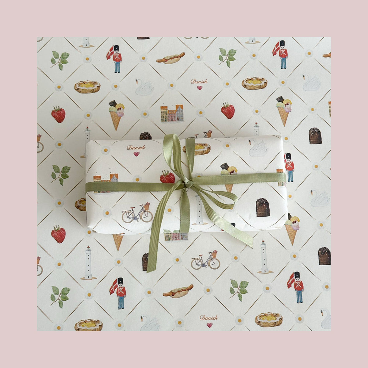 Gavepapir Danish 5 m | Annemette Voss